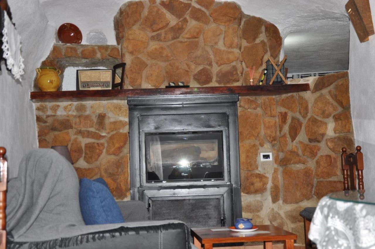 Pegalajar Casa Cueva El Almendro旅馆 外观 照片